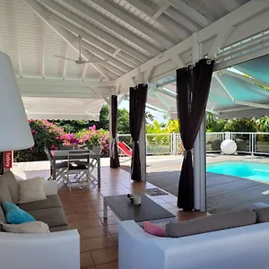 Ste Marthe Avec Piscine, Grande Terrasse, Jardin Intime Et Citerne D'eau Saint-Francois (Grande-Terre)