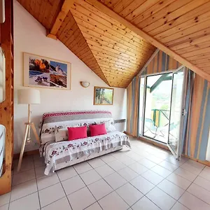 https://au-pre-du-moulin.fr-provencehotel.com