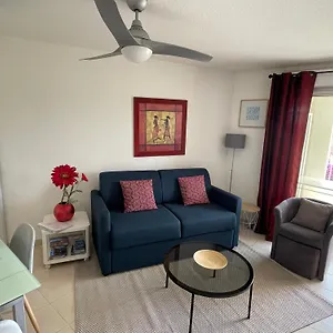 https://renoir-appartement.fr-provencehotel.com