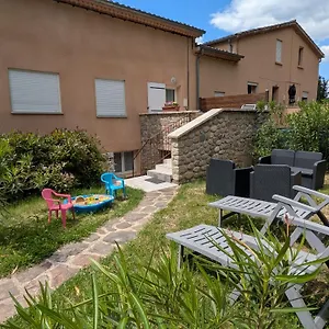 https://appartement-neuf-tout-confort.hotels-rhonealpes.com